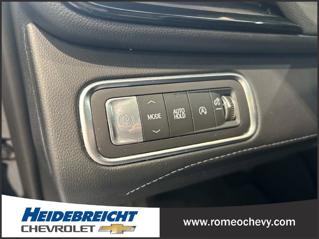 Used 2026 Buick Enclave Sport Touring w/ Power Package FWD image 33