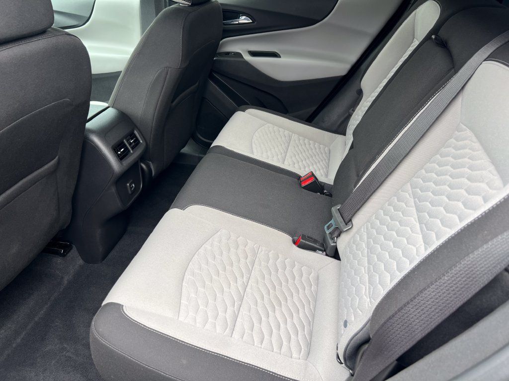 Used 2021 Chevrolet Equinox LT FWD image 13