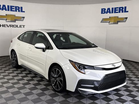 Used 2020 Toyota Corolla XSE FWD image 7