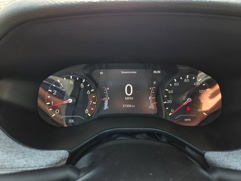 Certified 2023 Jeep Compass Latitude AWD/4WD image 29