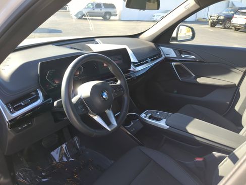 Used 2025 BMW X1 xDrive28i w/ Convenience Package image 22