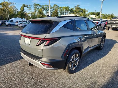 New 2025 Hyundai Tucson SEL image 3