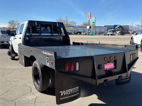 Used 2025 RAM 5500 Tradesman w/ Safety Group image 10