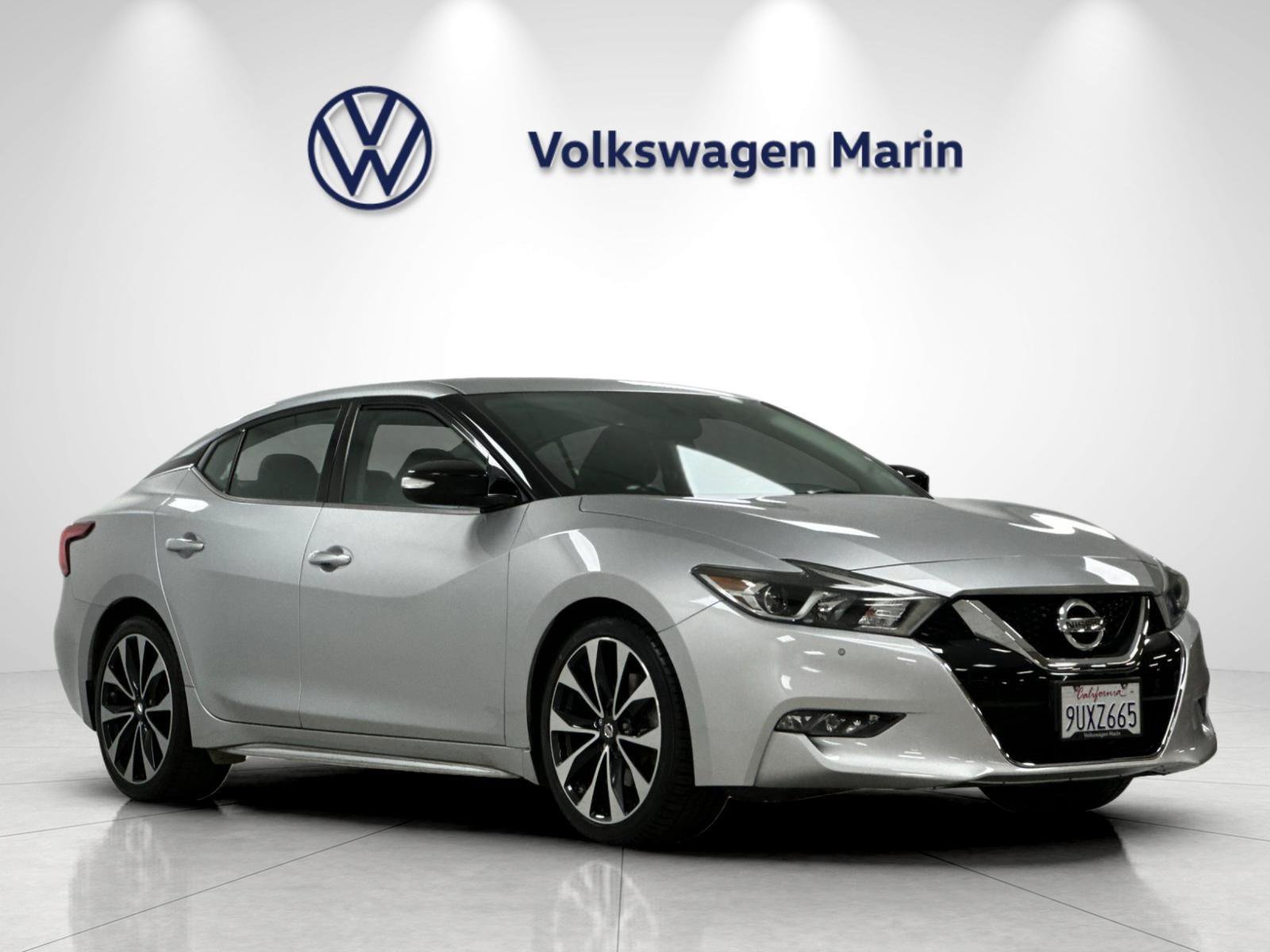Used 2018 Nissan Maxima SR w/ Interior Lighting Package FWD image 7