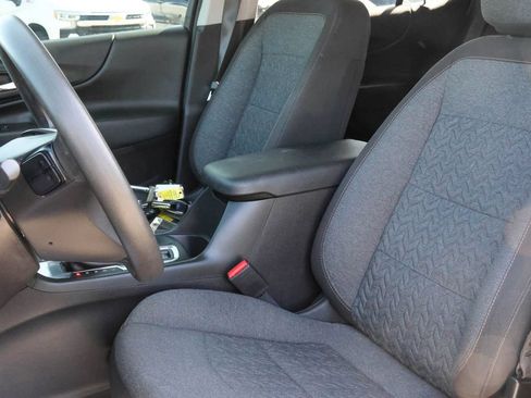 Used 2022 Chevrolet Equinox LT FWD image 5