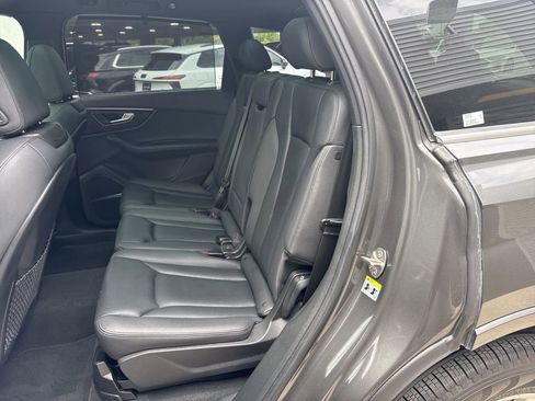 Used 2023 Audi Q7 2.0T Premium Plus w/ Premium Plus Package AWD/4WD image 14