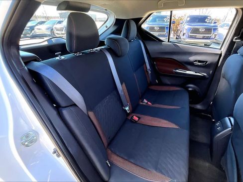 Used 2024 Nissan Kicks SR FWD image 19