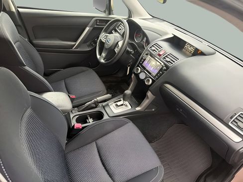 Used 2016 Subaru Forester 2.5i Premium AWD/4WD image 10