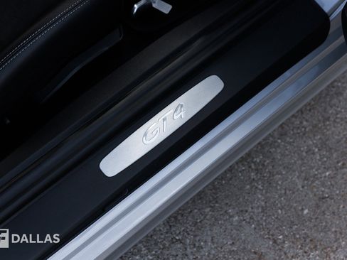 Used 2016 Porsche Cayman GT4 image 34