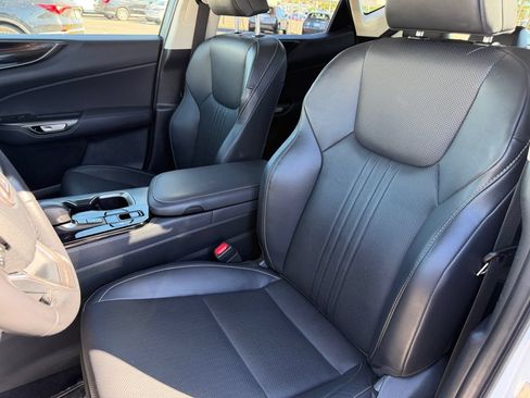 Used 2025 Lexus NX 250 FWD image 16