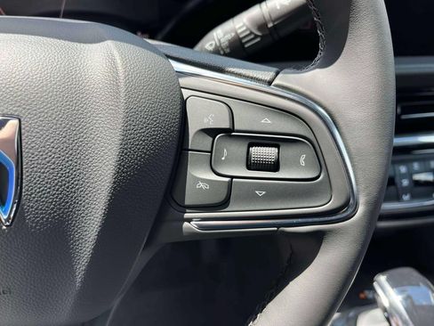 New 2026 Buick Envista Sport Touring w/ Convenience I Package FWD image 25
