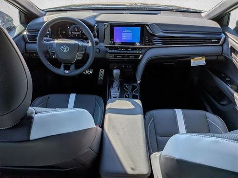 New 2026 Toyota Camry Hybrid image 14