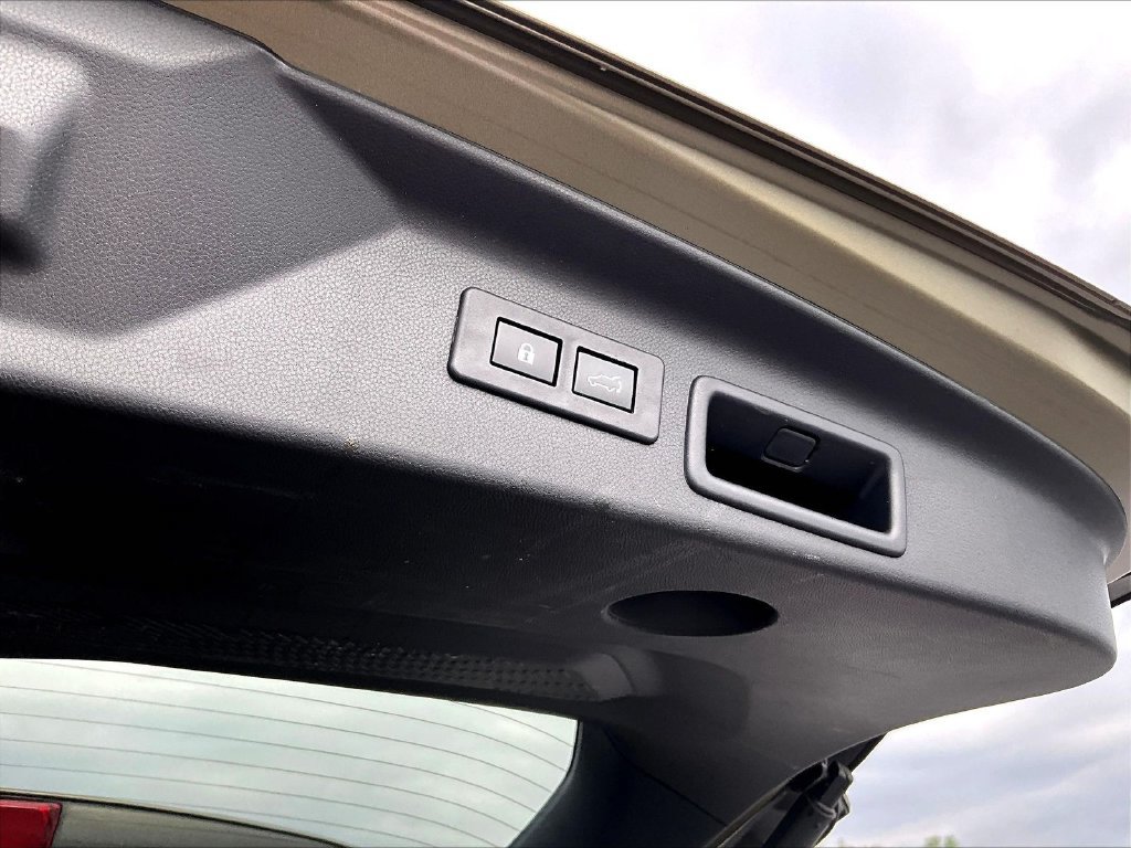 Used 2025 Subaru Forester Touring AWD/4WD image 20