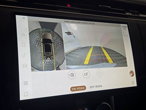 Used 2023 Land Rover Range Rover SE image 20