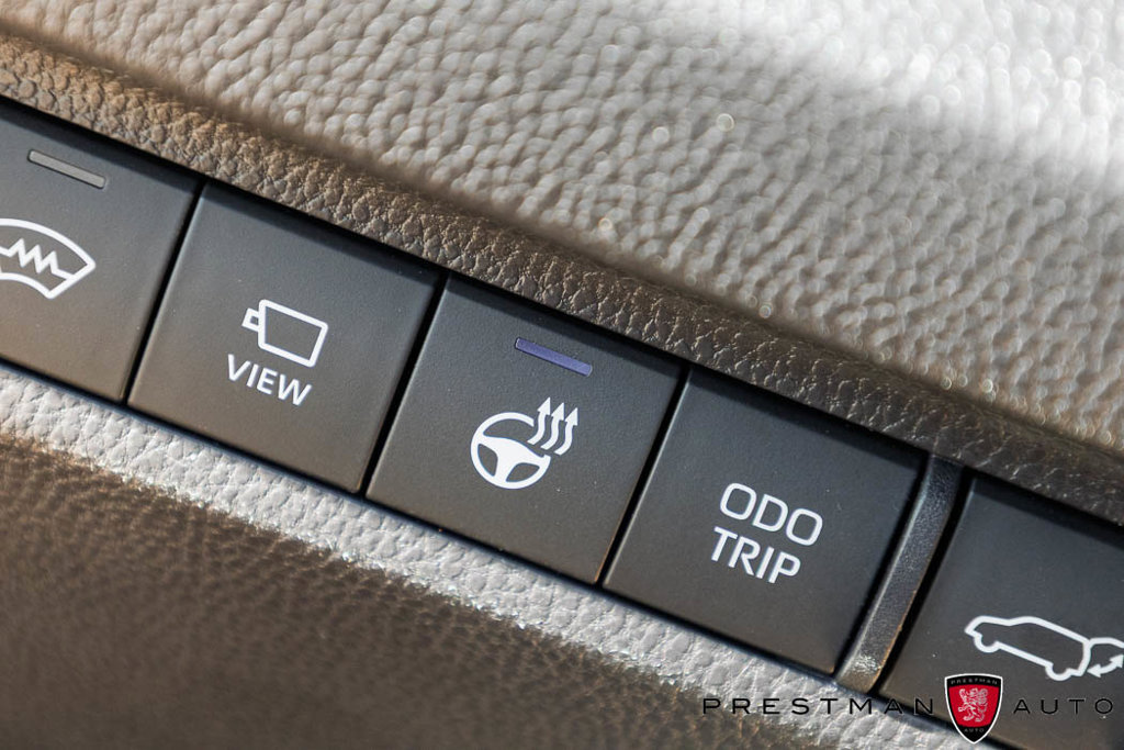 Used 2025 Toyota RAV4 Limited w/ Advanced Technology Package AWD/4WD image 7