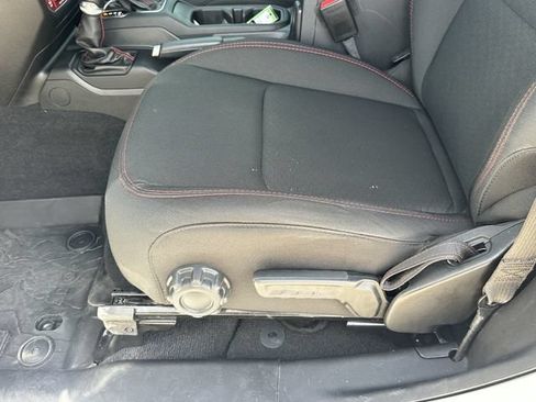 Used 2021 Jeep Wrangler Rubicon AWD/4WD image 27