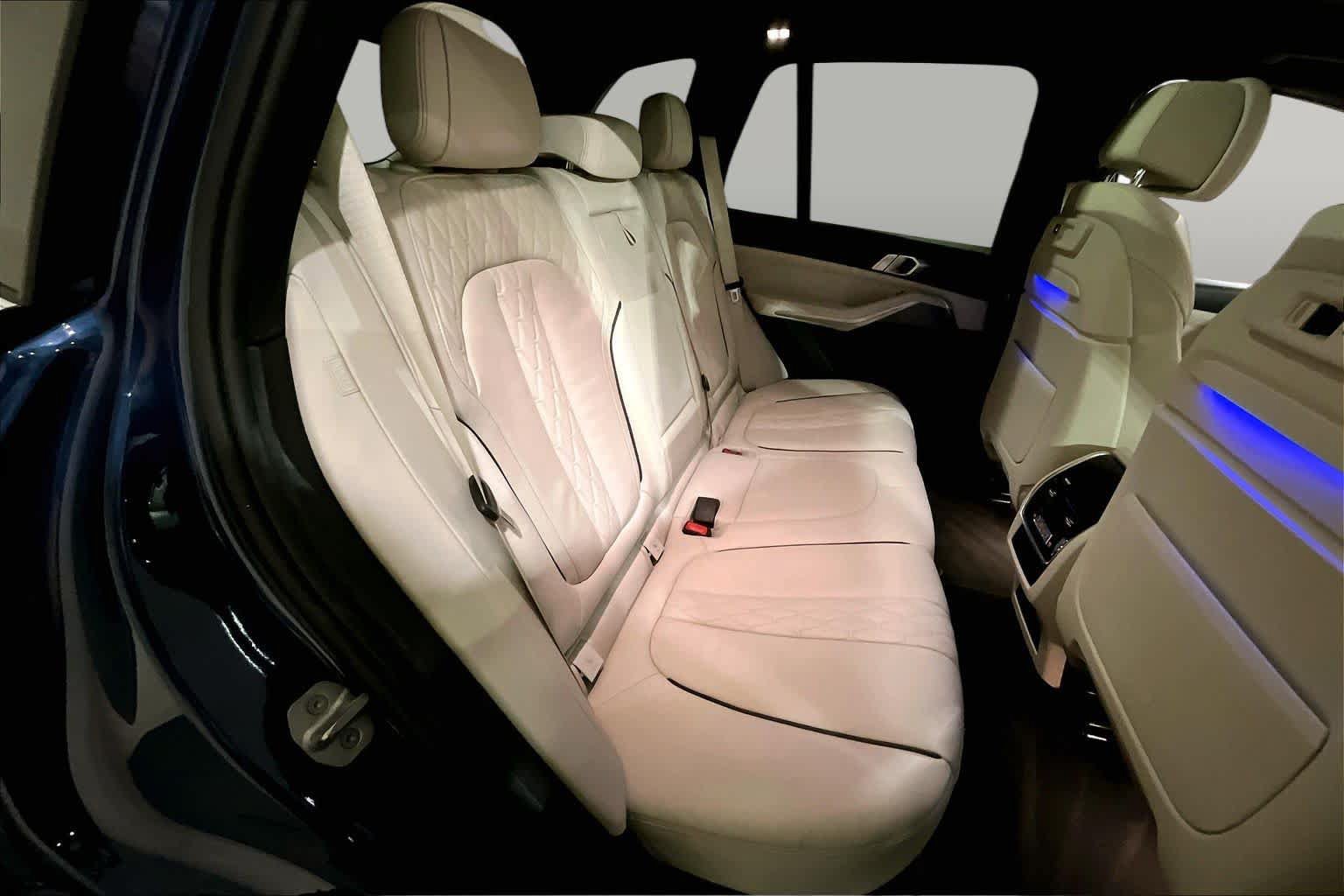 Used 2020 BMW X5 xDrive40i w/ M Sport Package AWD/4WD image 19