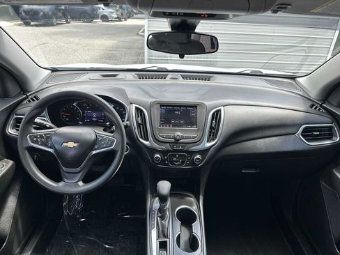 Certified 2023 Chevrolet Equinox LT FWD image 14