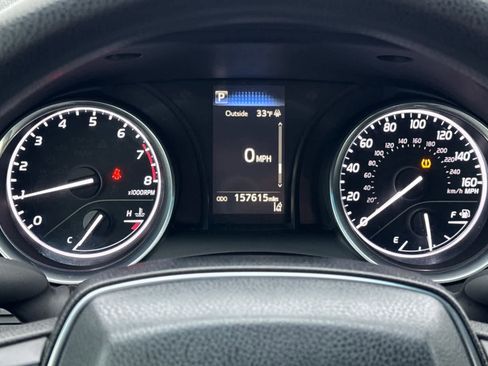 Used 2018 Toyota Camry L image 22