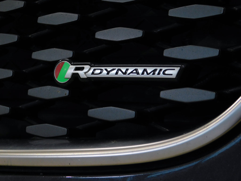 Used 2023 Jaguar F-PACE R-Dynamic S AWD/4WD image 13