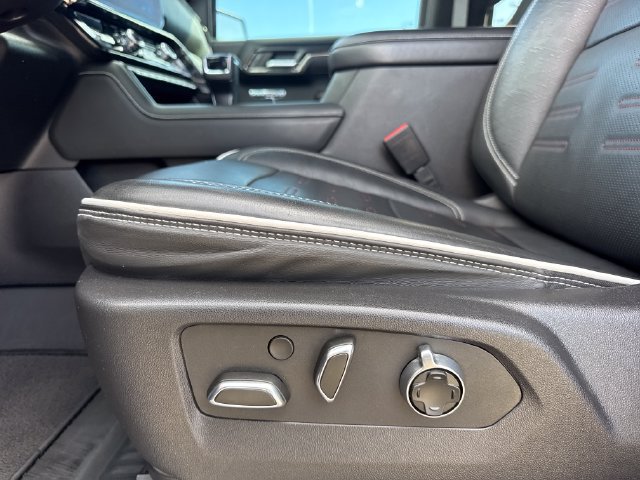 Used 2023 GMC Sierra 1500 AT4X AWD/4WD image 13