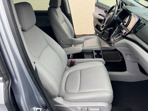 Used 2023 Honda Odyssey EX-L image 21