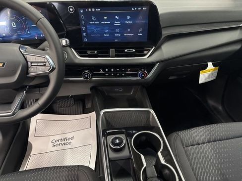 New 2026 Chevrolet Equinox LT AWD/4WD image 19