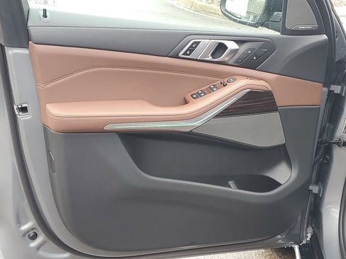 Certified 2026 BMW X5 xDrive40i w/ Climate Comfort Package image 5