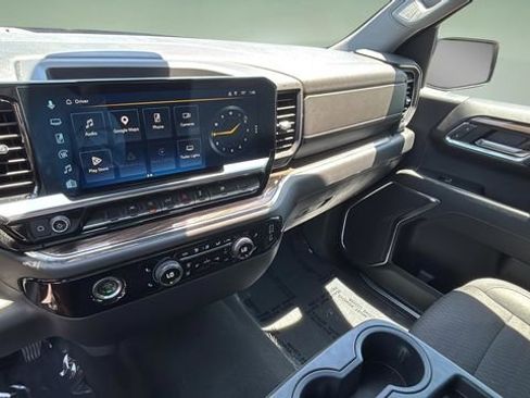 Used 2023 Chevrolet Silverado 1500 LT AWD/4WD image 24