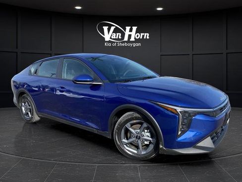 New 2026 Kia K4 LXS image 39