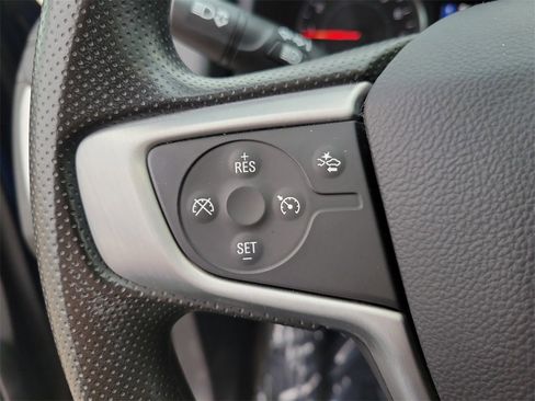 Used 2022 GMC Terrain SLE image 22