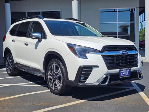 Used 2023 Subaru Ascent Touring AWD/4WD image 7