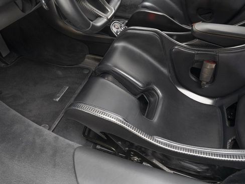 Used 2019 McLaren 600LT image 23