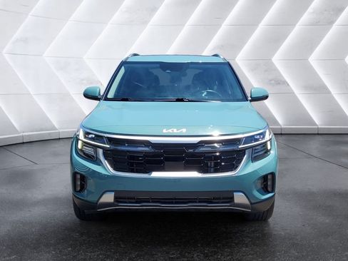 Used 2024 Kia Seltos SX w/ SX Sunroof Package AWD/4WD image 2