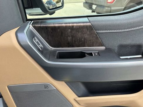 Used 2021 Ford F150 Lariat image 16