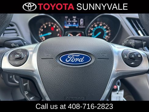 Used 2016 Ford Escape SE FWD image 25