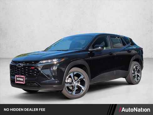 New 2026 Chevrolet Trax RS w/ Sunroof Package FWD image 1