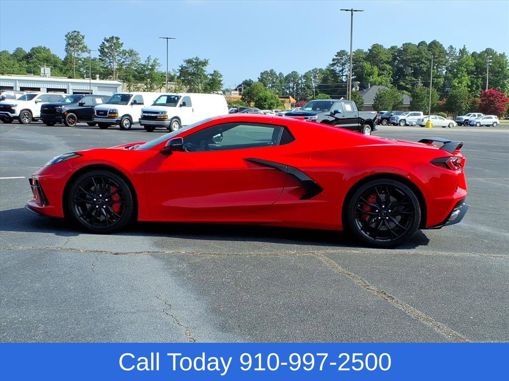 Used 2023 Chevrolet Corvette Stingray Premium Conv w/ Z51 Performance Package RWD image 4