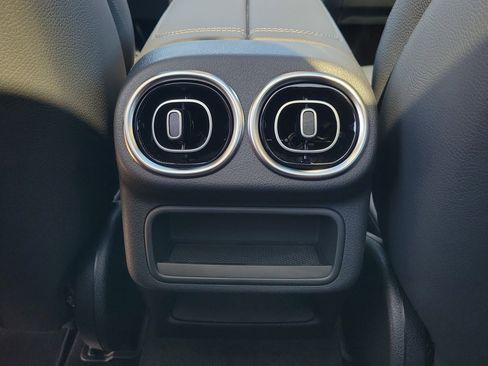 Certified 2026 Mercedes-Benz GLC 300 image 11