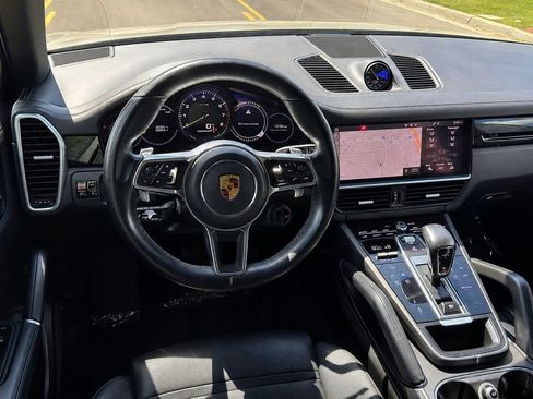 Used 2021 Porsche Cayenne E-Hybrid AWD/4WD image 11