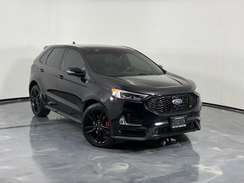 Used 2020 Ford Edge ST w/ Equipment Group 401A AWD/4WD image 2