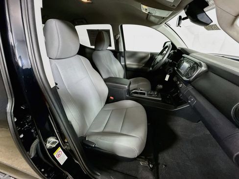 Certified 2019 Toyota Tacoma SR w/ SR Convenience Package RWD image 24