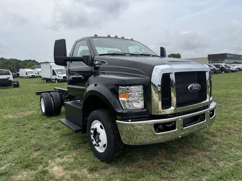New 2025 Ford F650 2WD Regular Cab Super Duty image 3