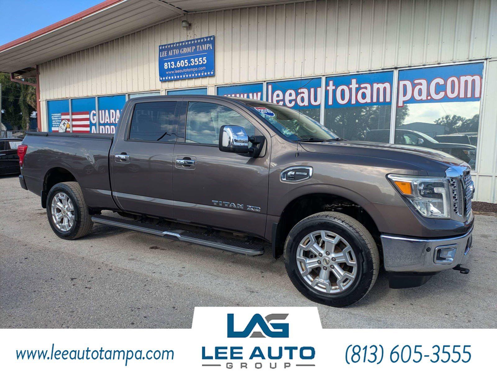 Used 2016 Nissan Titan SL RWD image 1