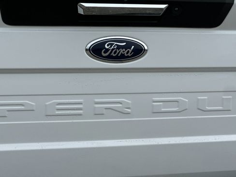 Certified 2021 Ford F350 Lariat w/ Lariat Value Package image 26