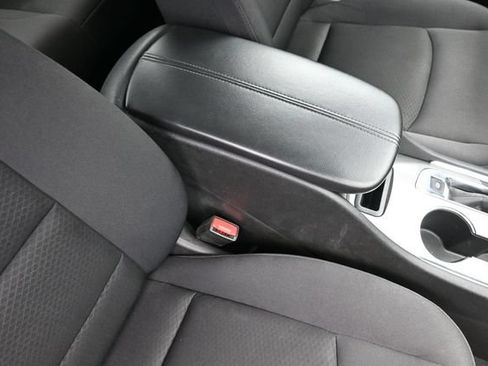 Used 2024 Chevrolet Malibu LT FWD image 33