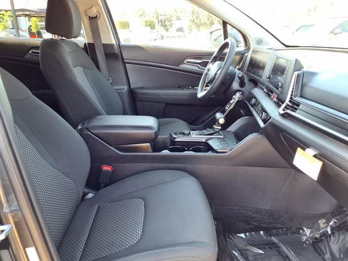 Certified 2023 Kia Sportage LX FWD image 10