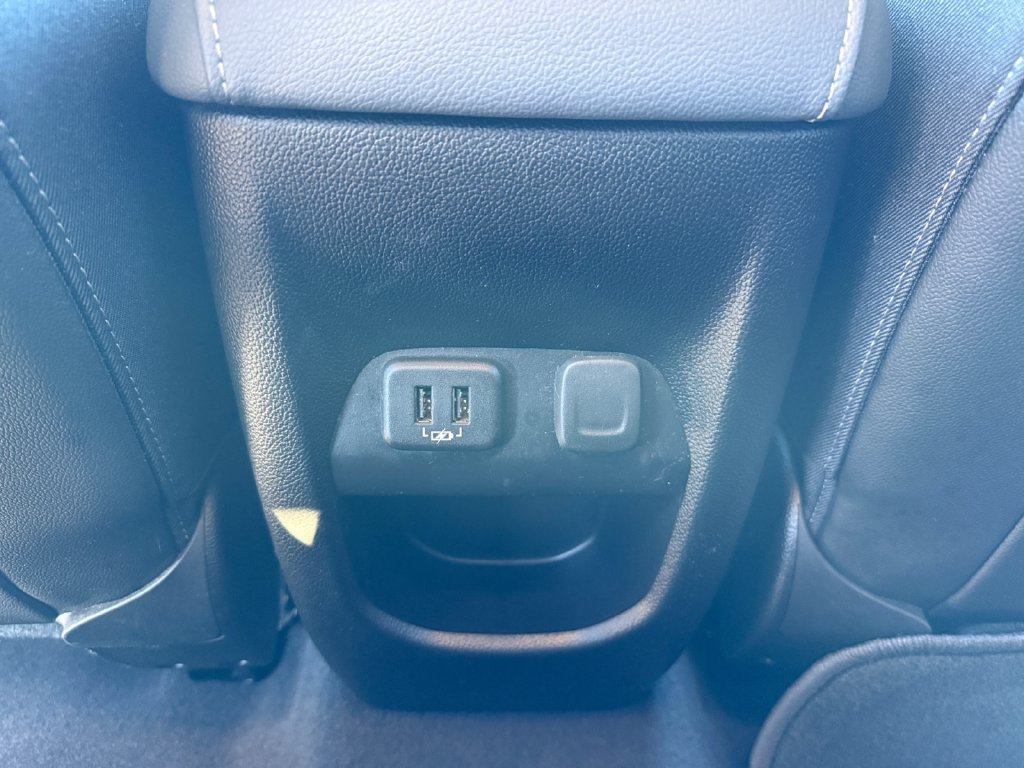 Used 2021 Chevrolet Colorado Z71 w/ Safety Package AWD/4WD image 16