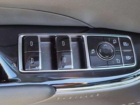 New 2026 Cadillac Lyriq Luxury image 16