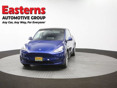 Used 2022 Tesla Model Y Long Range AWD/4WD image 47